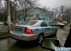 Для проведения акции в поддержку русскоязычного населения Крыма перекрыли весь центр Новочеркасска Для проведения акции в поддержку русскоязычного населения Крыма перекрыли весь центр Новочеркасска