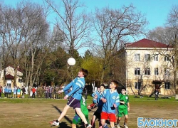 В Новочеркасске возрождают казачий футбол В Новочеркасске возрождают казачий футбол