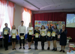 В Новочеркасске прошли персональные выставки юных художников В Новочеркасске прошли персональные выставки юных художников