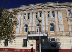 В Новочеркасске поликлиника на Александровской примет первых посетителей в начале лета В Новочеркасске поликлиника на Александровской примет первых посетителей в начале лета