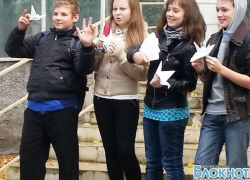 В Новочеркасске отметили праздник белых журавлей В Новочеркасске отметили праздник белых журавлей