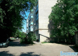 В Новочеркасске водоканал оставил 40-квартирную пятиэтажку без питьевой воды В Новочеркасске водоканал оставил 40-квартирную пятиэтажку без питьевой воды
