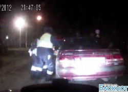 Новочеркасские полицейские сняли на видео погоню за лихачом Новочеркасские полицейские сняли на видео погоню за лихачом