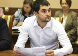Мы пытаемся решить проблему трещины по стене дома на Грушевской, - Завалишин Мы пытаемся решить проблему трещины по стене дома на Грушевской, - Завалишин