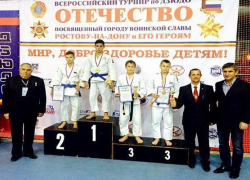 На всероссийском турнире по дзюдо победу одержали спортсмены из Новочеркасска На всероссийском турнире по дзюдо победу одержали спортсмены из Новочеркасска