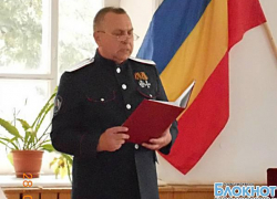 Новочеркасский атаман Владимир Устинников получил условный срок за мошенничество Новочеркасский атаман Владимир Устинников получил условный срок за мошенничество