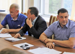 Группу новочеркасских парламентариев "Независимые депутаты" покинули четыре человека из восьми Группу новочеркасских парламентариев "Независимые депутаты" покинули четыре человека из восьми