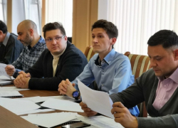 От предупреждения до прекращения полномочий: новочеркасских депутатов накажут за ошибки в декларациях От предупреждения до прекращения полномочий: новочеркасских депутатов накажут за ошибки в декларациях