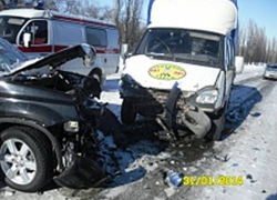 ДТП под Новочеркасском: женщина выехала на встречку и попала в больницу вместе с сыном ДТП под Новочеркасском: женщина выехала на встречку и попала в больницу вместе с сыном