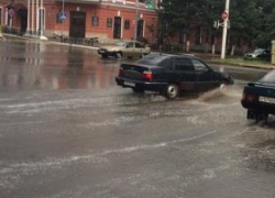 Прохладная погода и сильный дождь ждут новочеркасцев в предстоящие выходные Прохладная погода и сильный дождь ждут новочеркасцев в предстоящие выходные