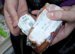 Просроченные животные продукты и курицу странного качества нашли в новочеркасской больнице Просроченные животные продукты и курицу странного качества нашли в новочеркасской больнице