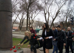 В Новочеркасске почтили память Героя Советского Союза Алексея Кортунова В Новочеркасске почтили память Героя Советского Союза Алексея Кортунова