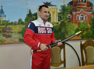 Харизматичного борца Юрия Денисова поздравили в Новочеркасске с золотом Кубка Мира Харизматичного борца Юрия Денисова поздравили в Новочеркасске с золотом Кубка Мира