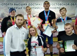 Новочеркасец Евгений Фаюра завоевал бронзу чемпионата по пауэрлифтингу Новочеркасец Евгений Фаюра завоевал бронзу чемпионата по пауэрлифтингу