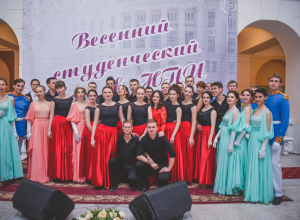 В новочеркасском политехе прошел весенний бал В новочеркасском политехе прошел весенний бал