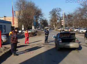 «Десятка» въехала в бок «Лексусу» в Новочеркасске «Десятка» въехала в бок «Лексусу» в Новочеркасске