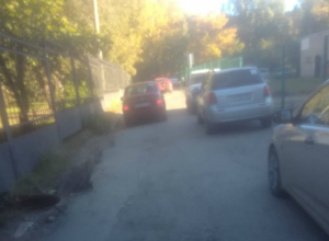 «Наши дети ходят в школу по грязи и ямам», - жительница Новочеркасска «Наши дети ходят в школу по грязи и ямам», - жительница Новочеркасска