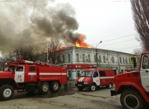Главврача новочеркасской поликлиники обвинили в халатности, которая привела к грандиозному пожару Главврача новочеркасской поликлиники обвинили в халатности, которая привела к грандиозному пожару