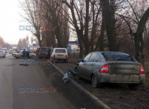 Невнимательный водитель «Приоры» спровоцировал массовое ДТП в Новочеркасске Невнимательный водитель «Приоры» спровоцировал массовое ДТП в Новочеркасске