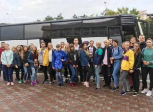 35 молодых новочеркасцев покоряют форум «Ростов. Время возможностей» 35 молодых новочеркасцев покоряют форум «Ростов. Время возможностей»