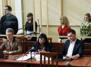 Виновными в десяти жестоких убийствах признал суд присяжных «банду амазонок» Виновными в десяти жестоких убийствах признал суд присяжных «банду амазонок»