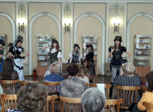 В Новочеркасске прошел литературный вечер, посвященный Владимиру Маяковскому В Новочеркасске прошел литературный вечер, посвященный Владимиру Маяковскому