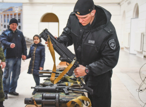 В новочеркасском политехе прошла выставка русского стрелкового оружия В новочеркасском политехе прошла выставка русского стрелкового оружия