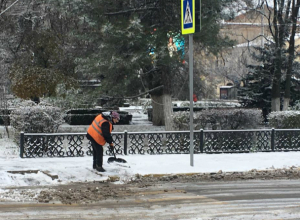 В Новочеркасск пришла зима: коммунальщики города работают в усиленном режиме В Новочеркасск пришла зима: коммунальщики города работают в усиленном режиме