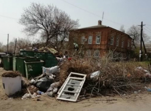 После множества публикаций в СМИ, администрация Новочеркасска начала решать «мусорный» вопрос После множества публикаций в СМИ, администрация Новочеркасска начала решать «мусорный» вопрос