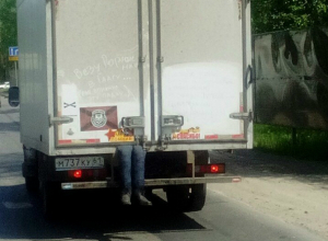 Будоражащая «Газель» с отрубленными человеческими ногами испугала жителей Новочеркасска Будоражащая «Газель» с отрубленными человеческими ногами испугала жителей Новочеркасска