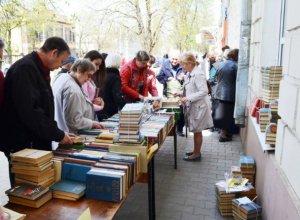 Фестиваль книги и чтения стартовал в Новочеркасске Фестиваль книги и чтения стартовал в Новочеркасске