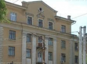 Новочеркасская городская поликлиника № 1 начнет работать в новом модульном здании осенью Новочеркасская городская поликлиника № 1 начнет работать в новом модульном здании осенью