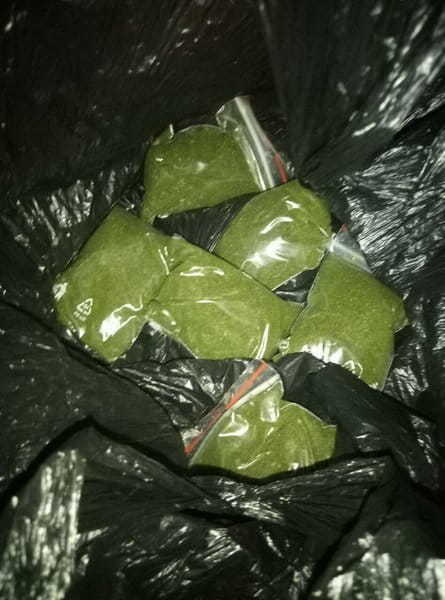 В Новочеркасске задержали торговца «насваем» В Новочеркасске задержали торговца «насваем»