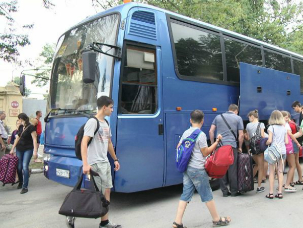90 ребят из Новочеркасска отправились к морю 90 ребят из Новочеркасска отправились к морю