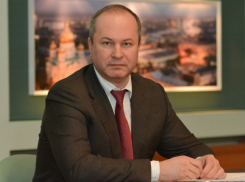 Бывший глава администрации Ростова Виталий Кушнарев сдал документы в избирком