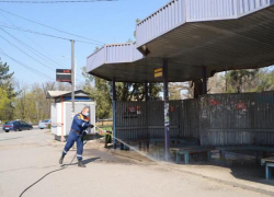 Донские спасатели дезинфицируют общественные территории Новочеркасска